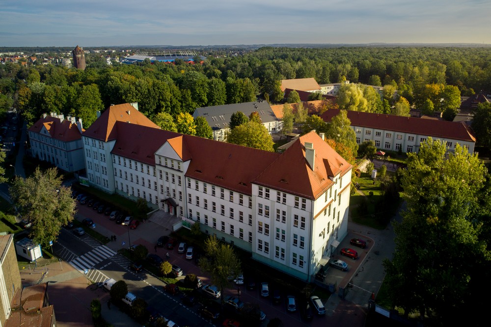 Wyposażenie sal do praktycznej nauki zawodu wraz z niezbędną infrastrukturą w Górnośląskim Centrum Edukacyjnym w Gliwicach