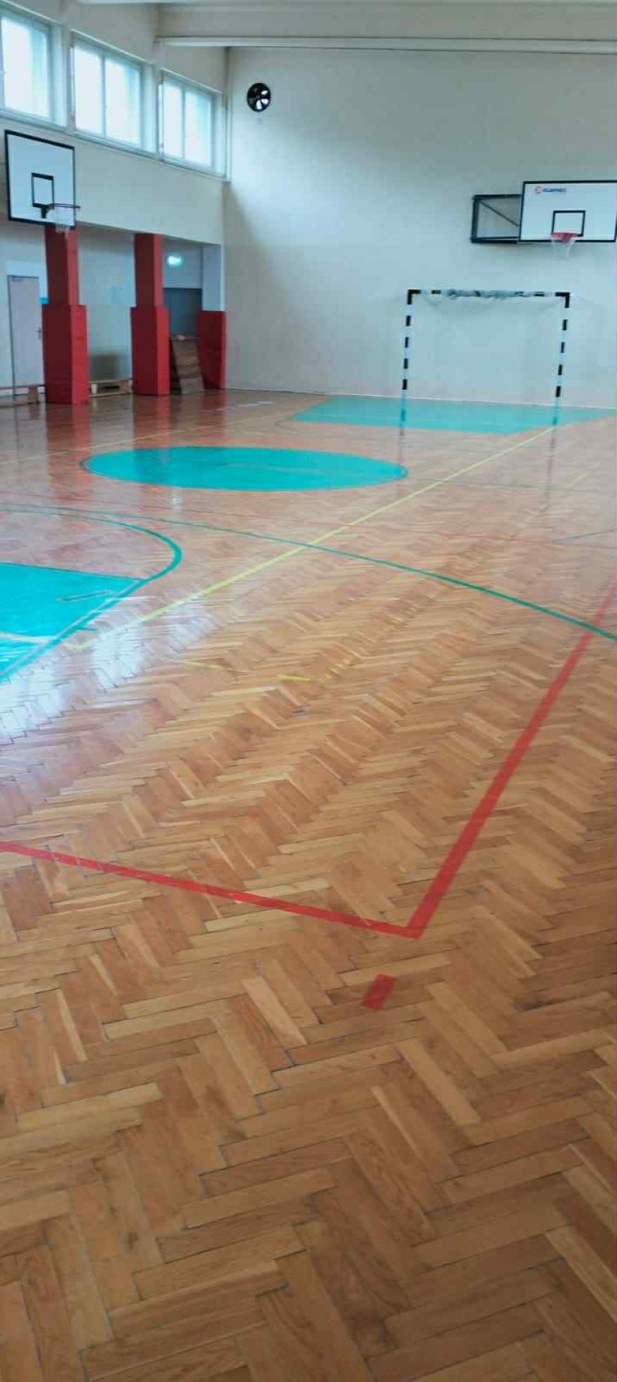 Sala gimnastyczna przy ZSP nr 3 (ul. Żwirki i Wigury 85)