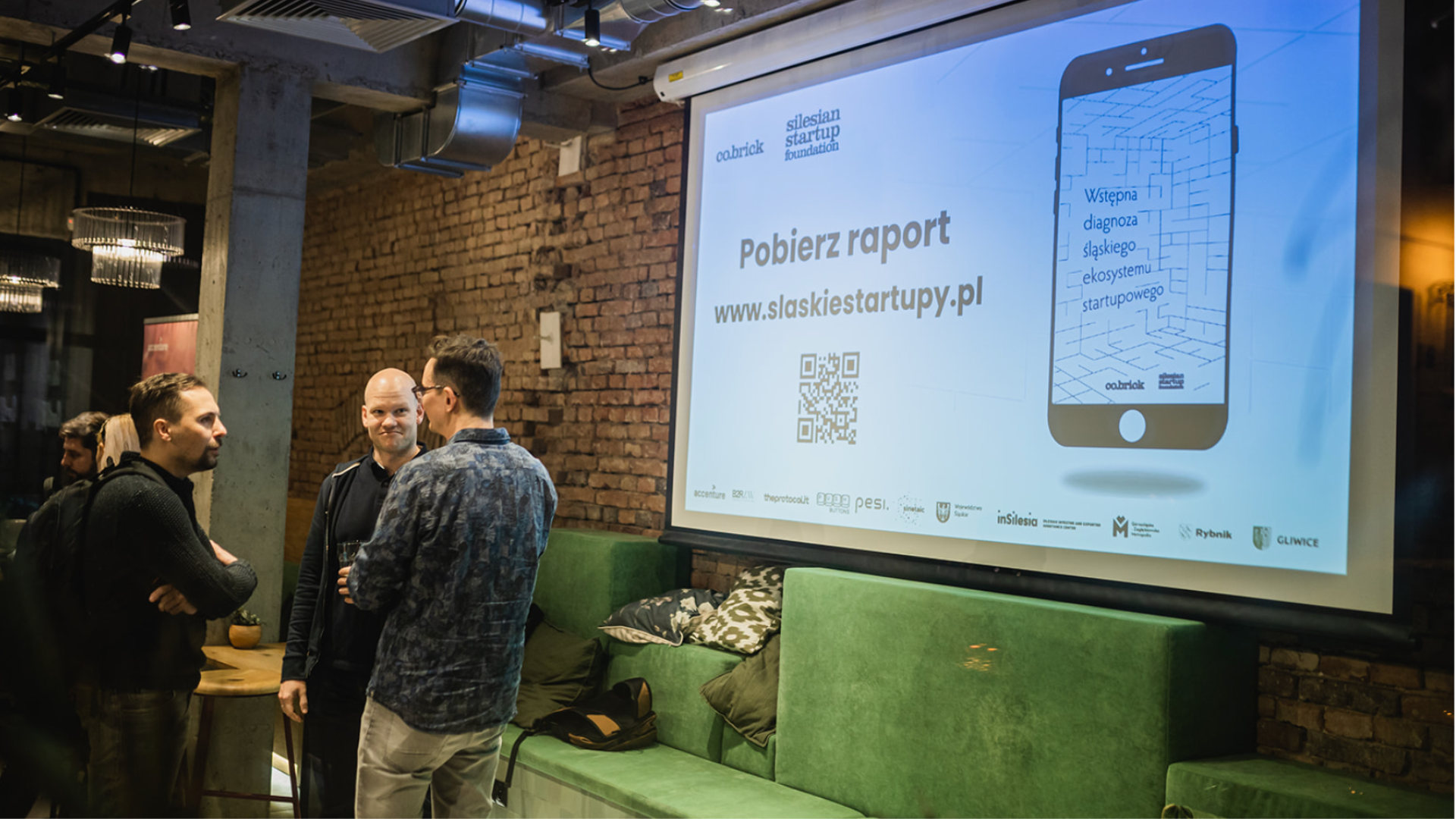 fot. co.brick ogłoszenie wstępnej diagnozy śląskich startupów w siedzibie co.brick