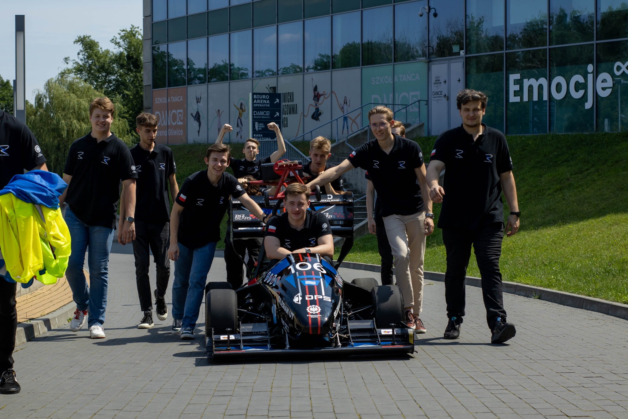 Fot. PolSl Racing/ Facebook Studenci z elektrycznym bolidem SW-05e