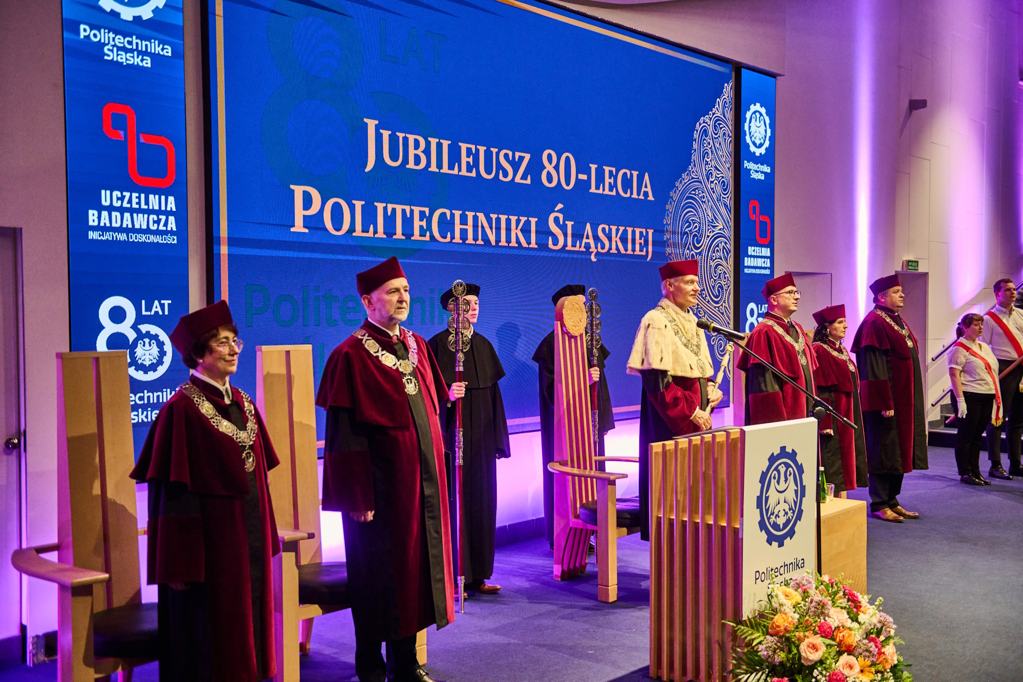 kobiety, mężczyźni