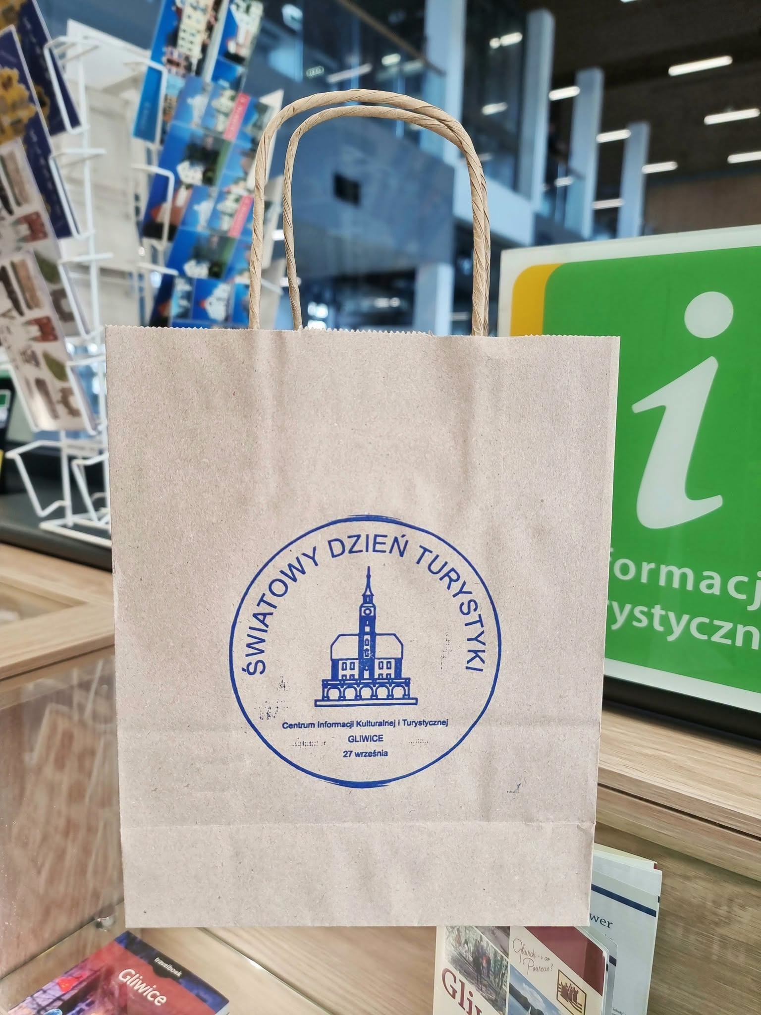 siatka z pieczątką