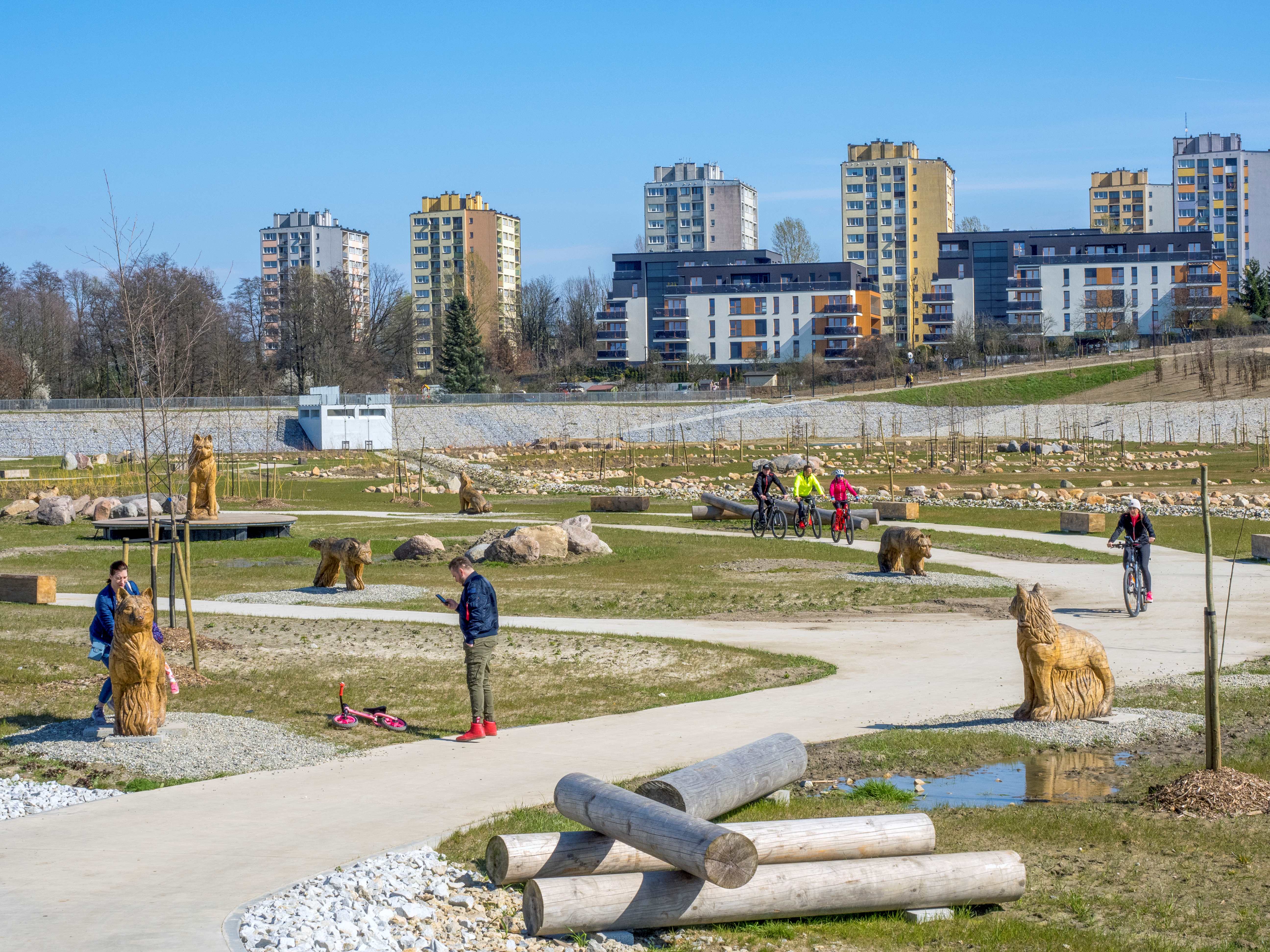 fot. G. Ożga/UM Gliwice Zdjęcie spacerujących ludzi