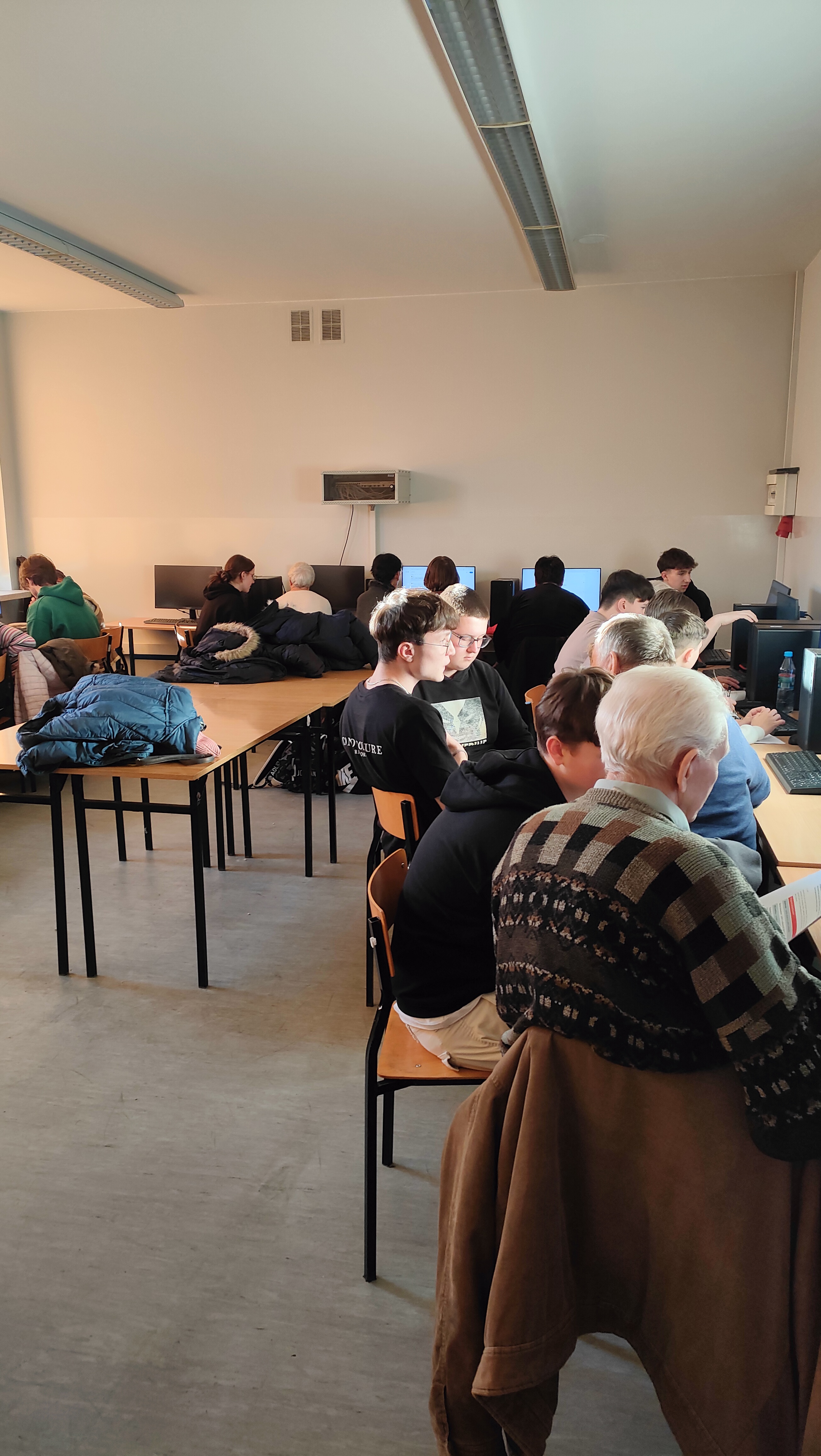 Spotkania Szkoły Międzypokoleniowej w ZSŁ