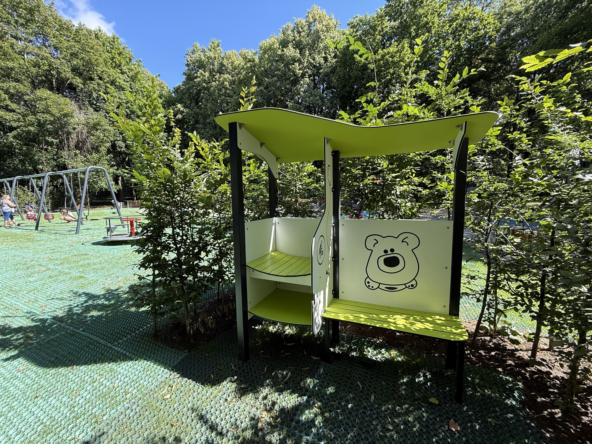Fot. UM Gliwice przewijak ukryty w zieleni