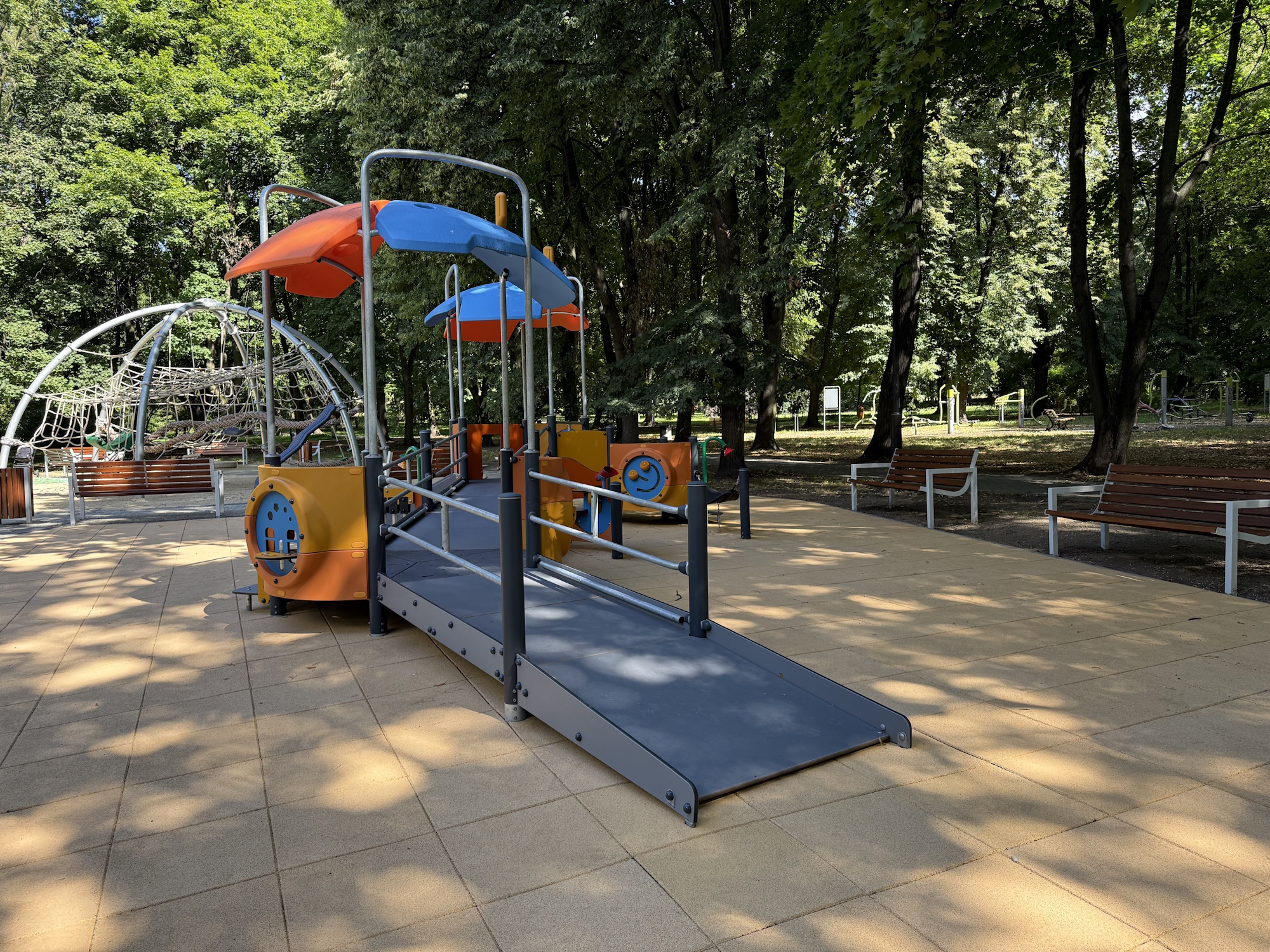 Fot. UM Gliwice Urządzenie zabawowe dla dzieci z niepełnosprawnością