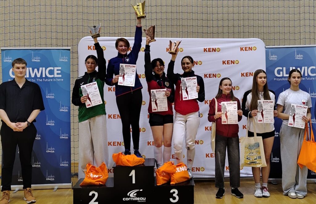 Zuzanna Nogaj i Maria Wójcik z Piasta na podium