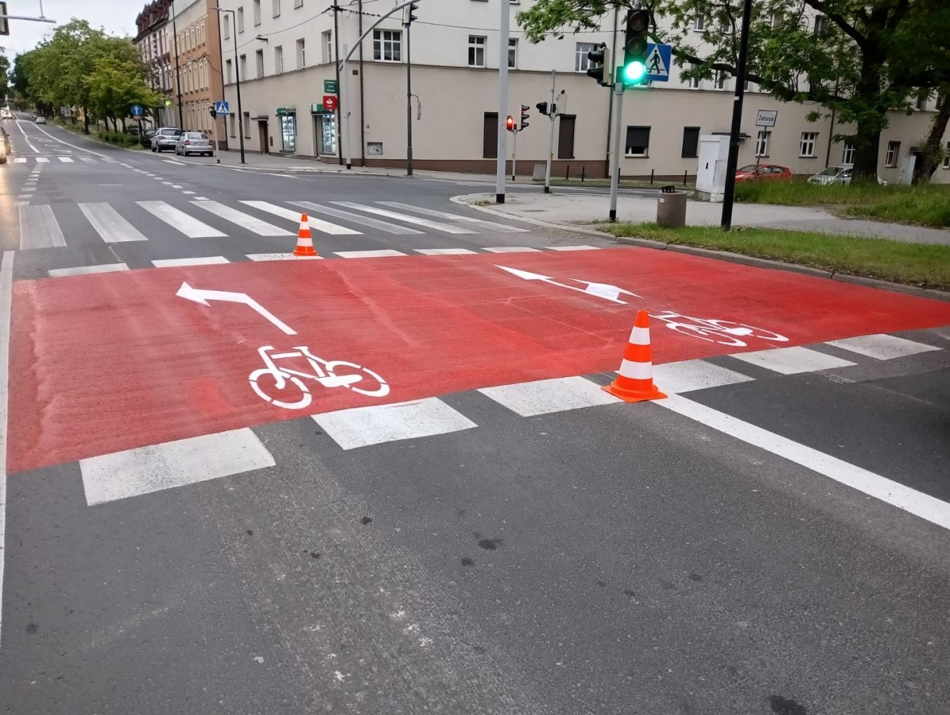 pasy rowerowe na jezdni