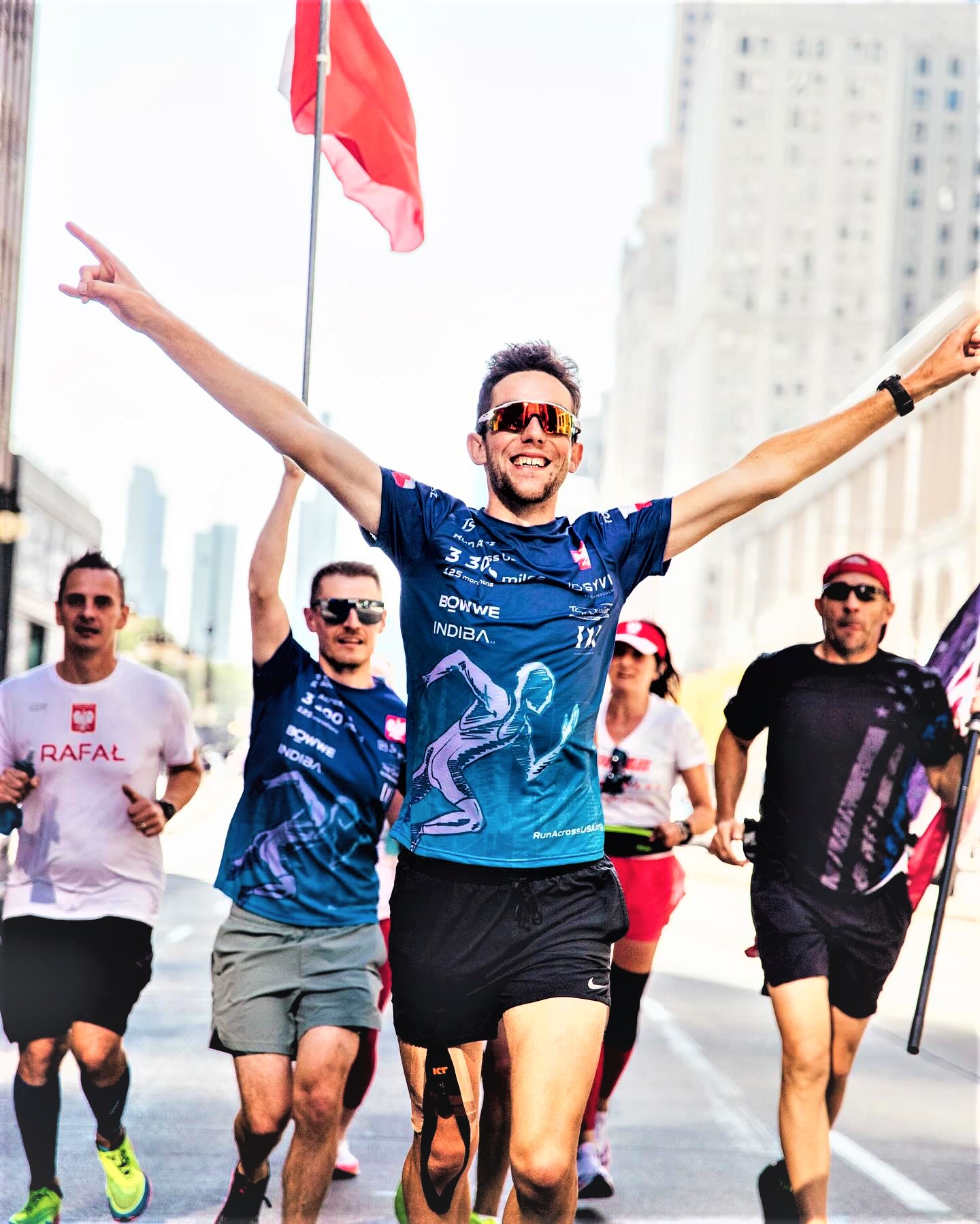 125 maratonów w 139 dni. Tomasz Sobania zdobył Amerykę