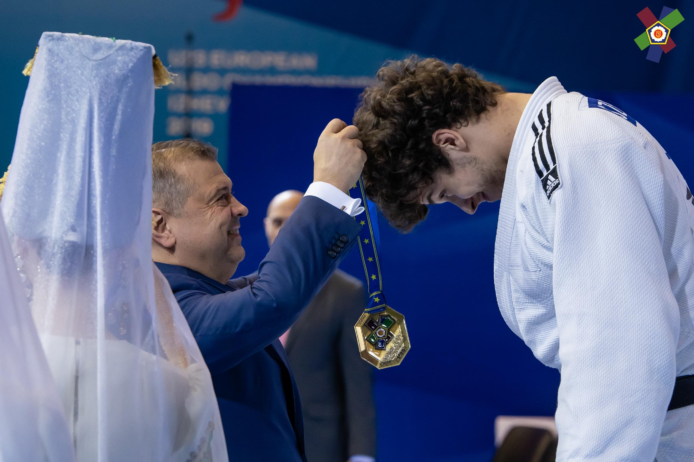 Kacper Szczurowski