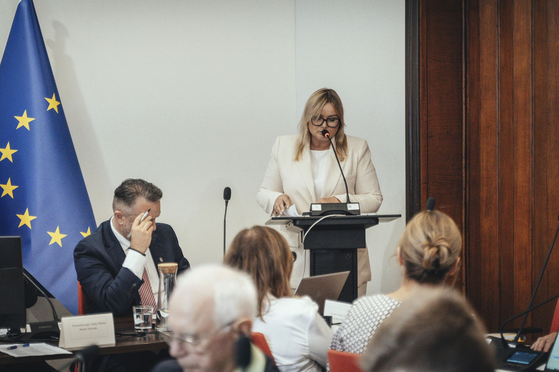 prezydent Gliwic podczas sesji w Urzędzie Miejskim z radnymi